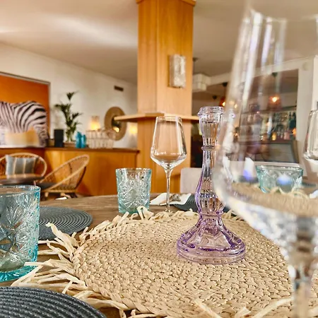 מלון Strandhotel Kaerntnerhof