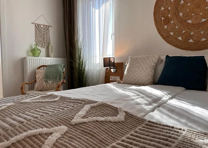 מלון Strandhotel Kaerntnerhof Pörtschach am Wörthersee