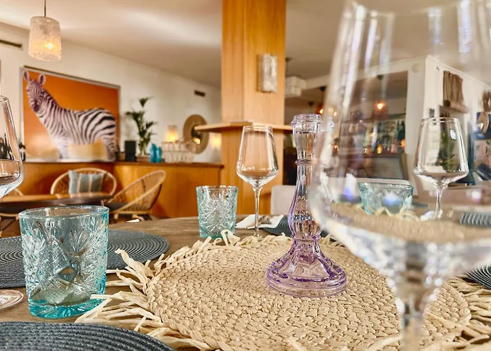 מלון Strandhotel Kaerntnerhof