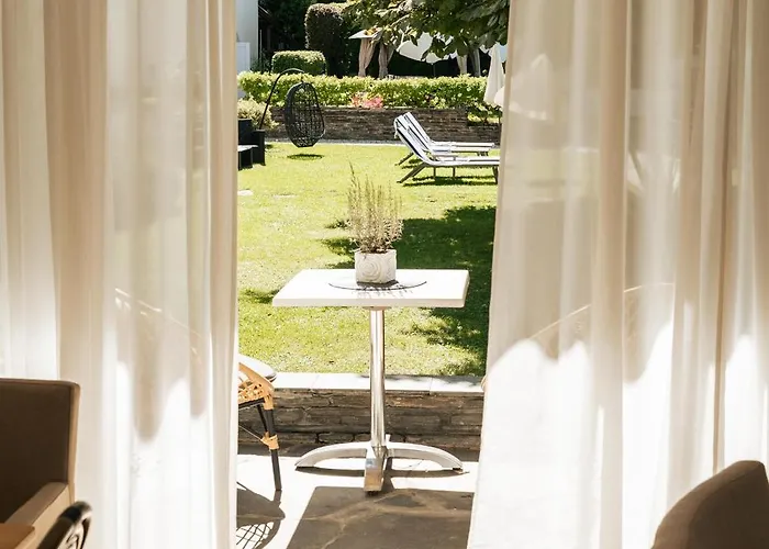 Strandhotel Kaerntnerhof מלון